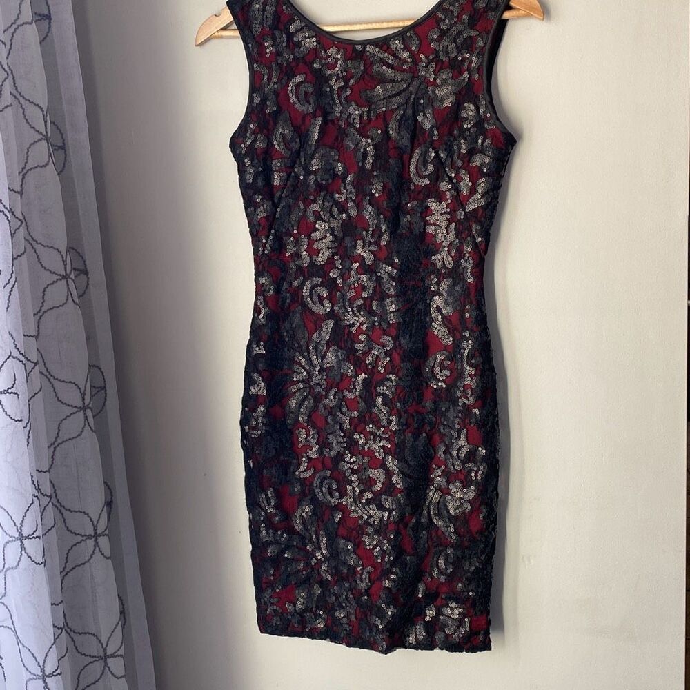Cache bodycon mini dress black burgundy womens size 0 sleeveless sequin applique